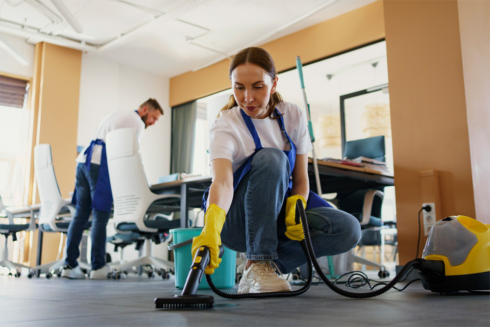 alt="cleaning services in Osceola county"